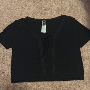 forever 21 black top!!